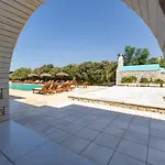 Avgerinos Village Hotel apartamentowy 4*
