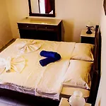 Hotel apartamentowy Avgerinos Village 4*